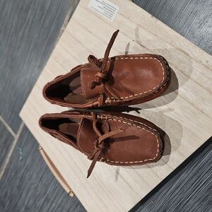 Boys shoes